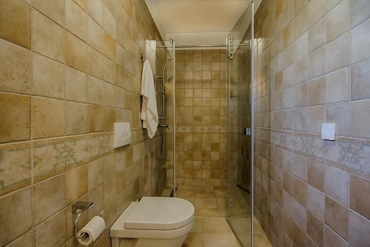 Villa Fundica Vrh  Holiday home